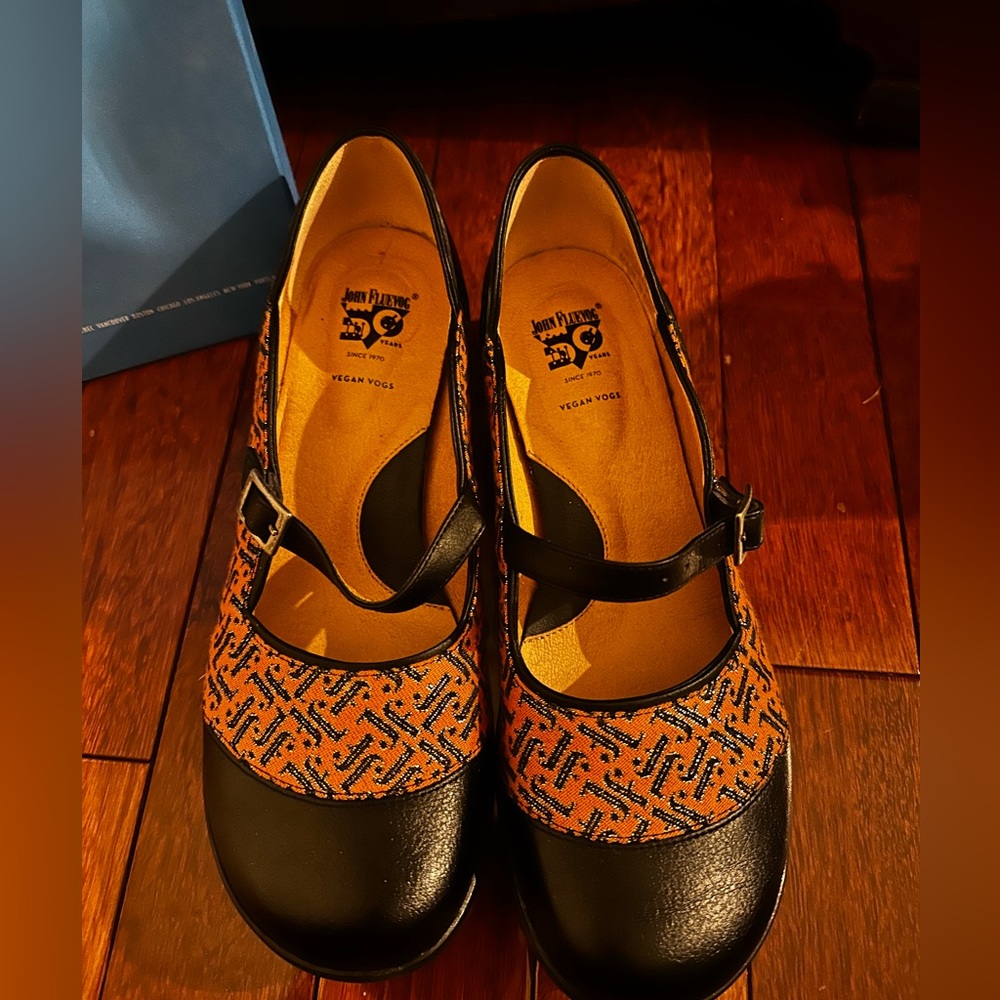 Fluevog - Fellowships Sandra -50th Anniversary Edition Size 8.5 Fluevog